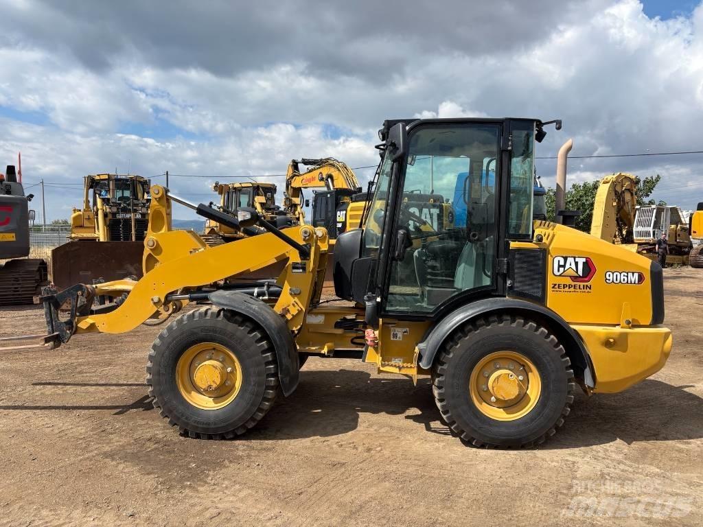 CAT 906 M 輪胎式裝載機