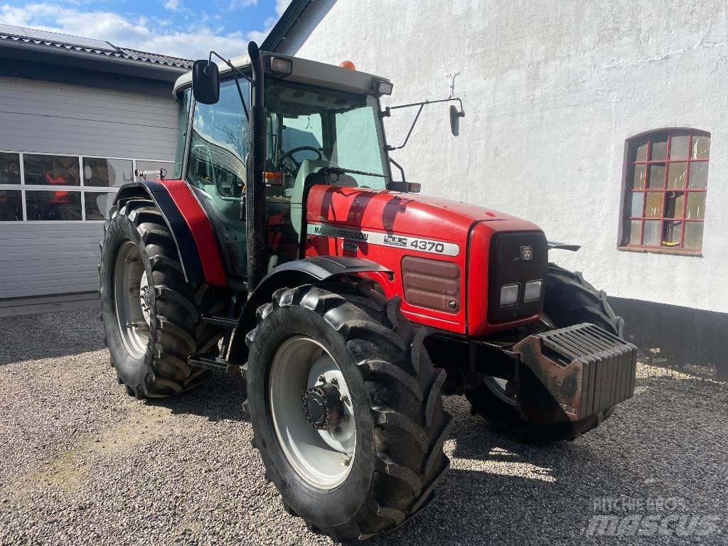 Massey Ferguson 4370 曳引機