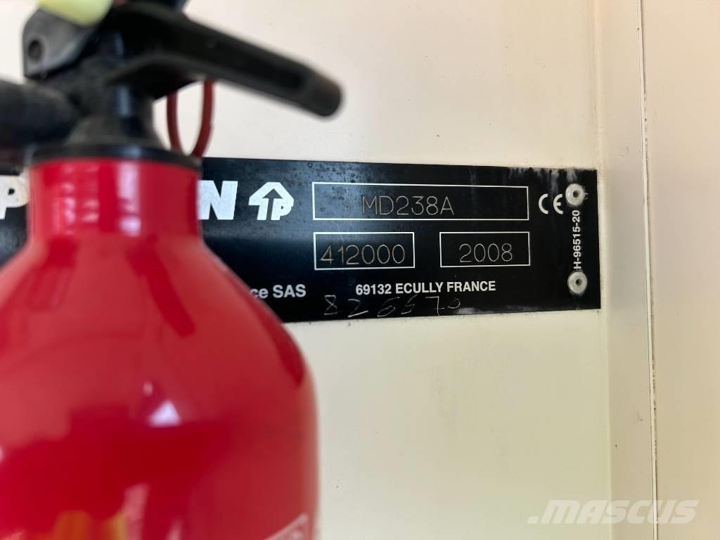 Potain MD238A 塔式起重機