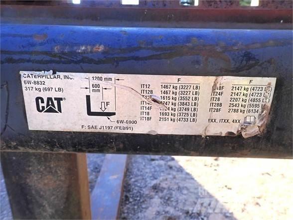 CAT 6W8832 叉