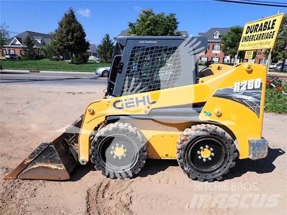 Gehl R260 滑移轉向裝載機