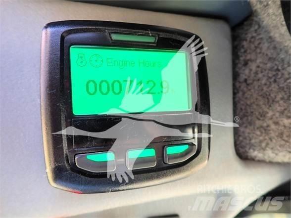 Gehl V270 滑移轉向裝載機