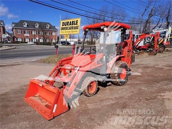 Kubota B26 反鏟裝載機