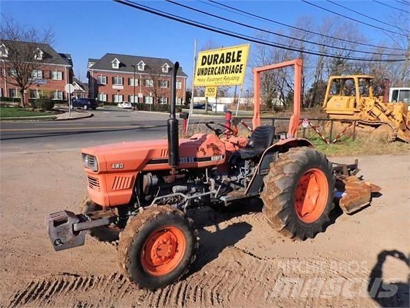 Kubota L355SS 曳引機