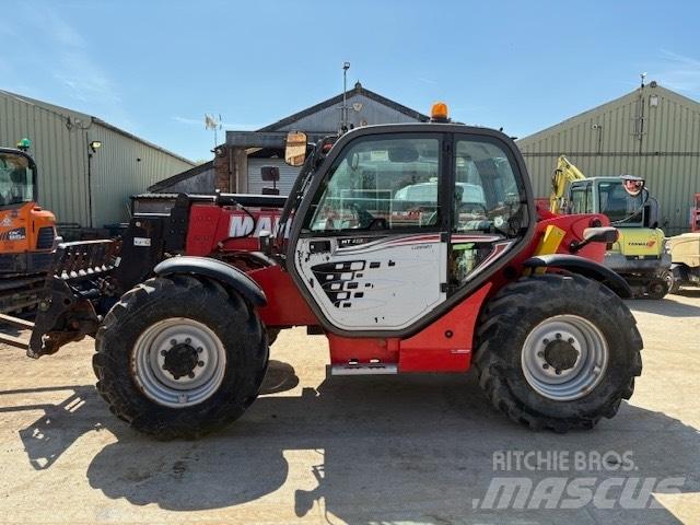 Manitou MT 932 伸縮臂操作車