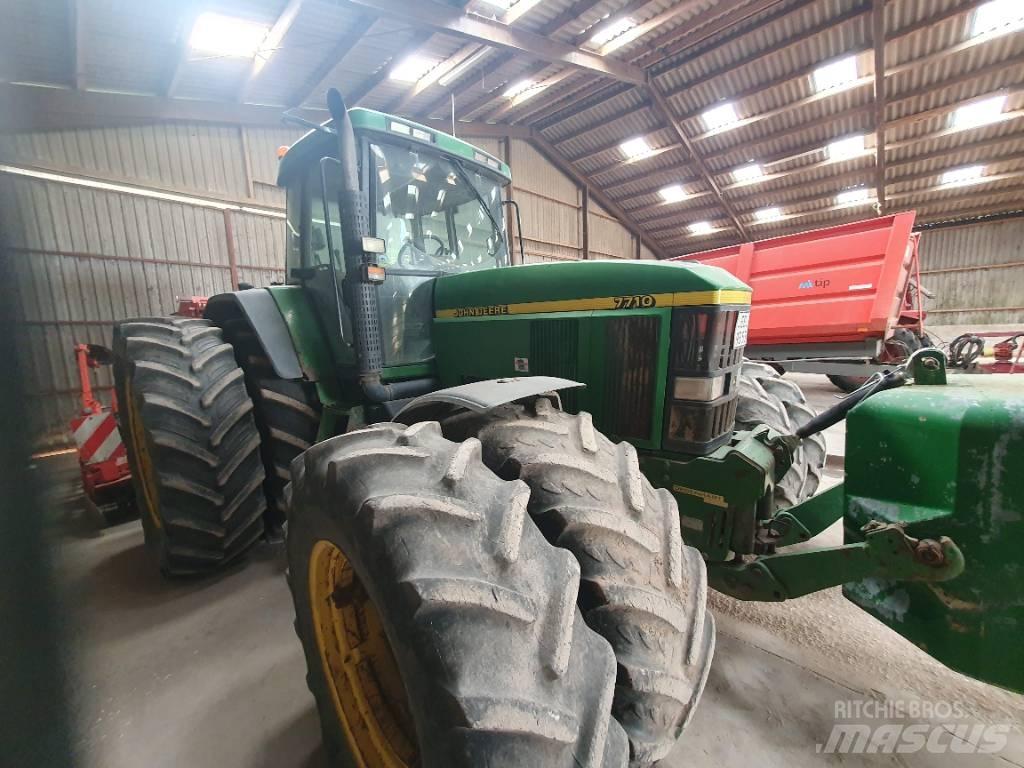 John Deere 7710 曳引機