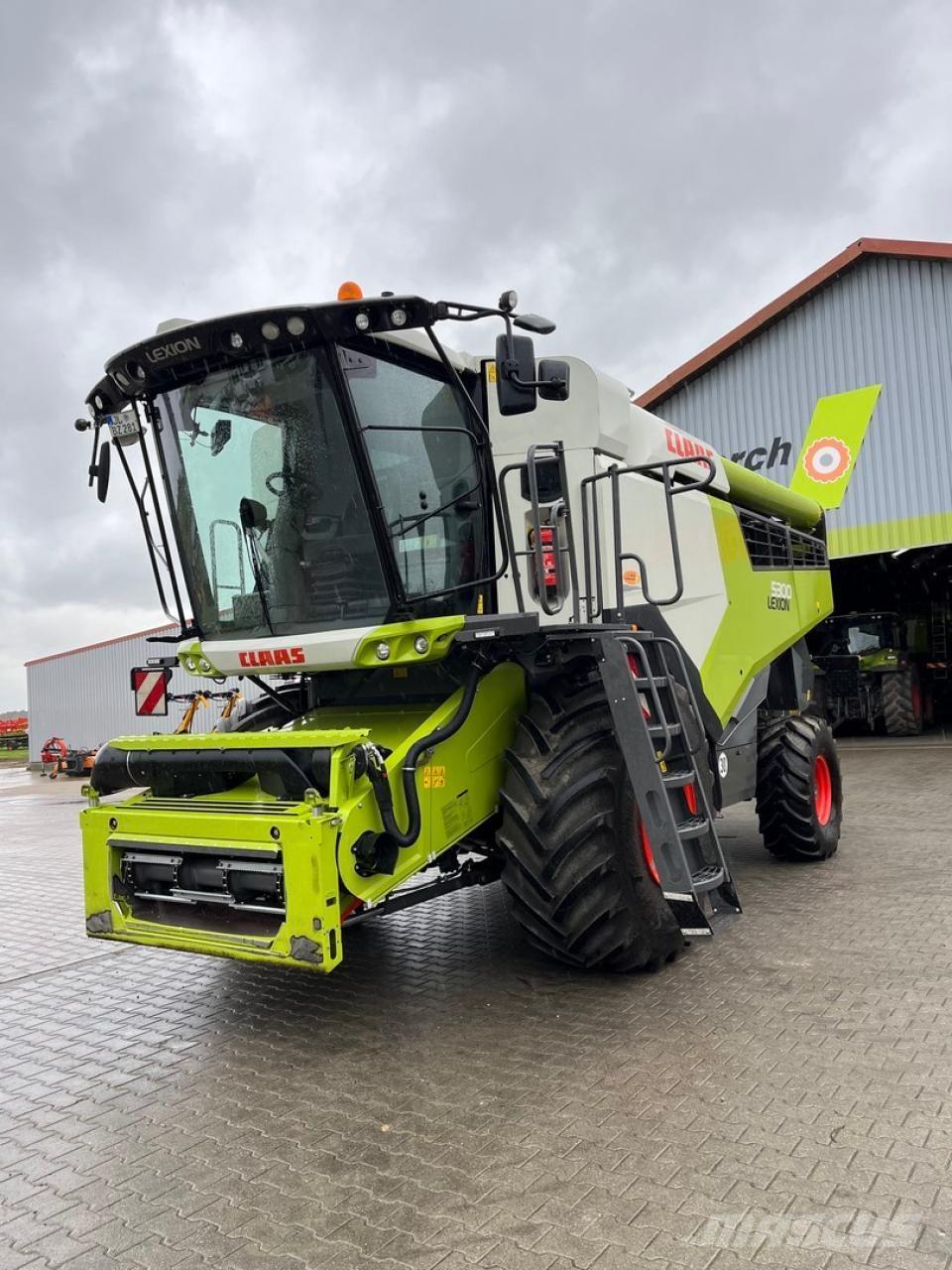 CLAAS Lexion 5300 聯合收穫機
