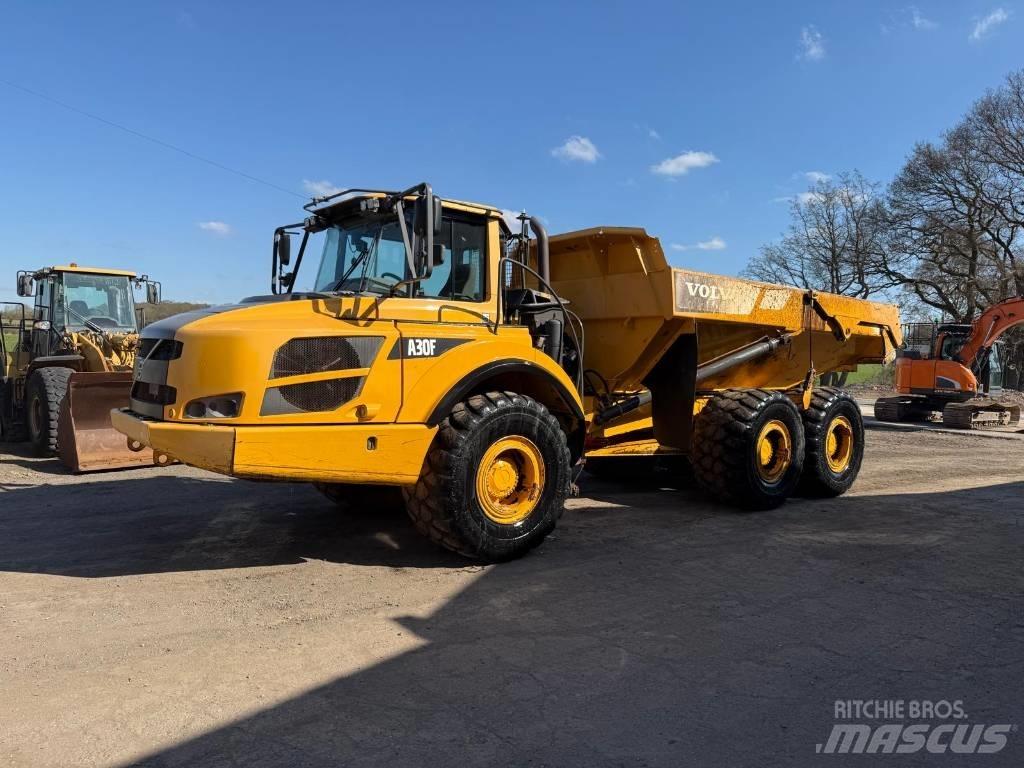 Volvo A 30 F 鉸接式起吊車