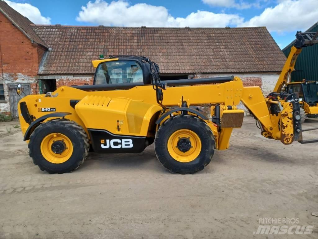 JCB 540-140 伸縮臂操作車