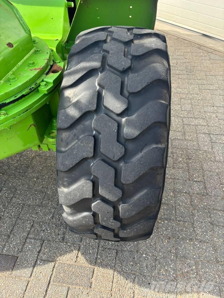 Schaeff SKS 633 輪胎式裝載機