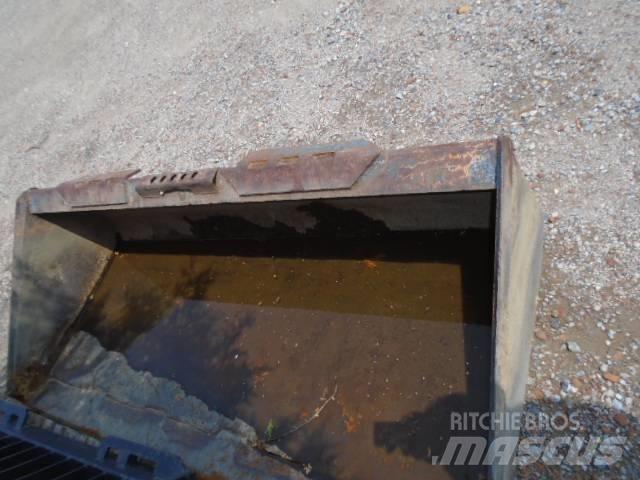 Bobcat T 630 滑移轉向裝載機