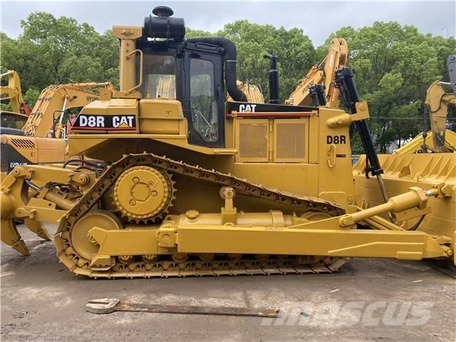 CAT D 8 R 履帶推土機