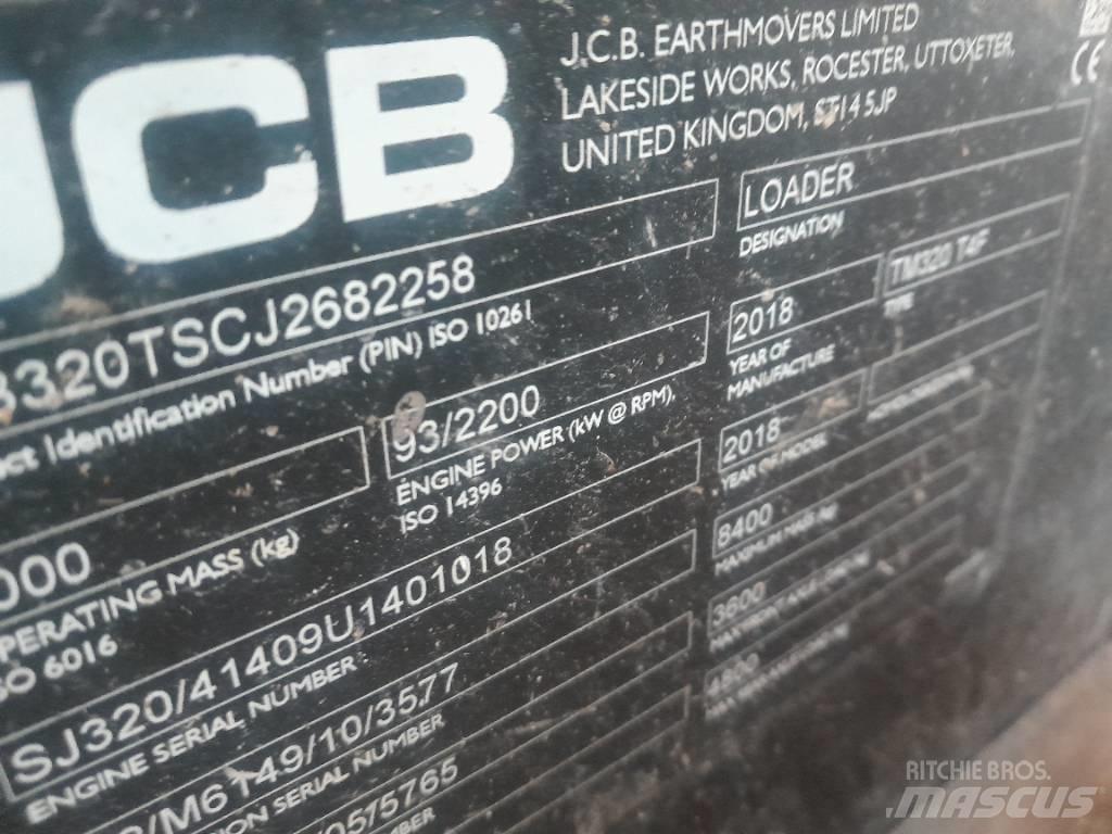 JCB TM 320 農業用伸縮臂裝載機