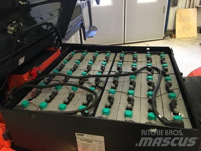 Toyota 8FBMT45 電動堆高機