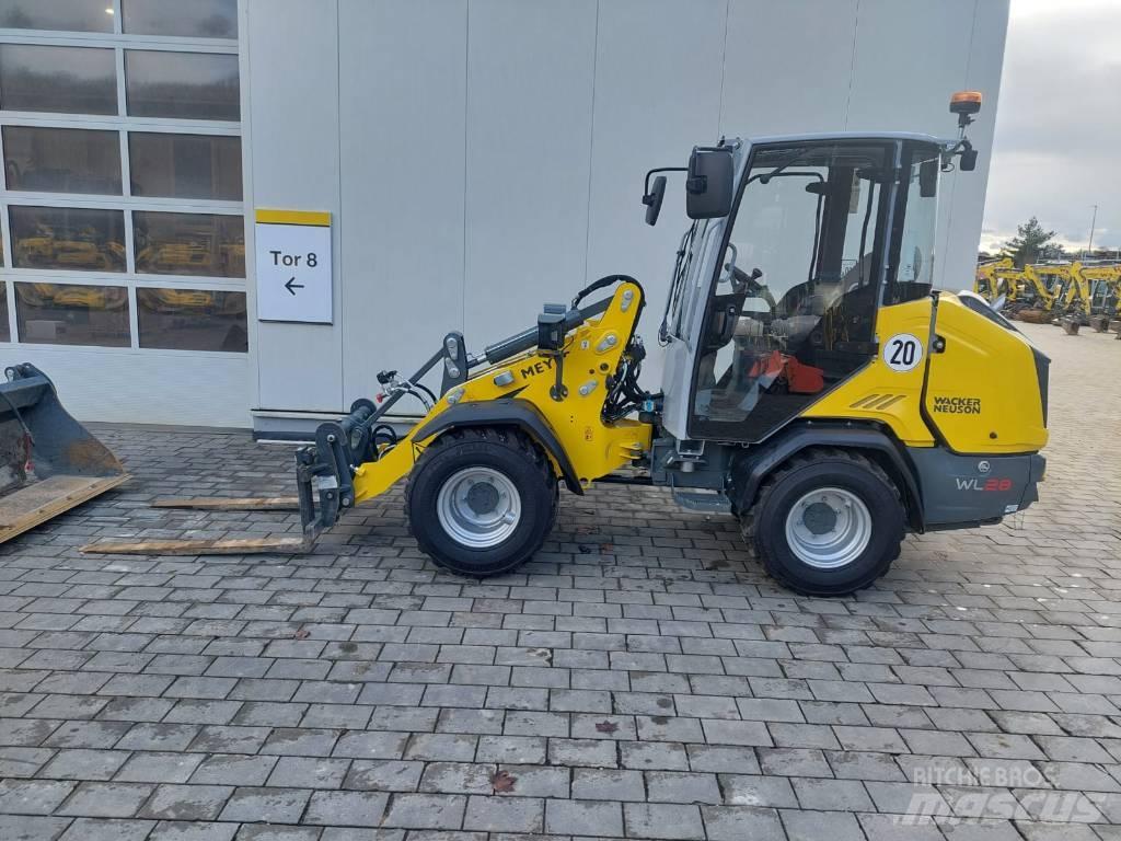 Wacker Neuson WL28 輪胎式裝載機
