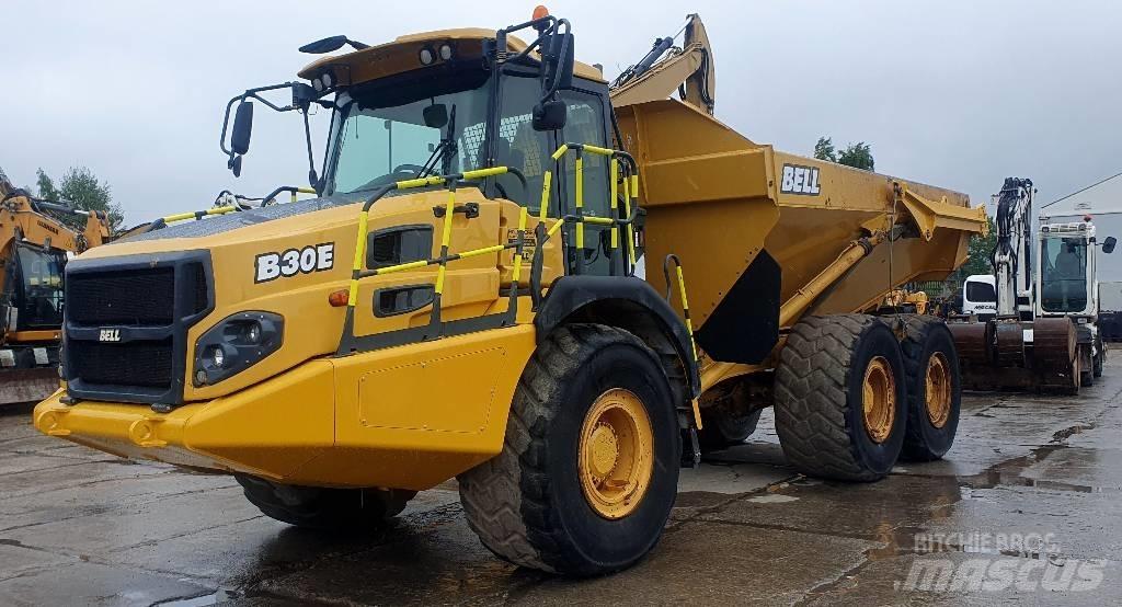 Bell B 30 E 鉸接式起吊車