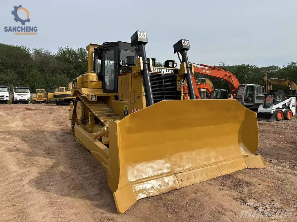 CAT D 8 R 履帶推土機