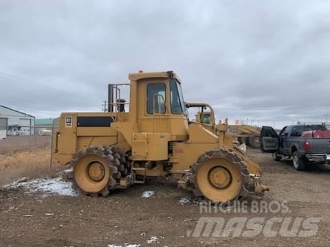 CAT 815 B 土壤壓實機