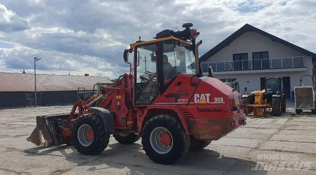 CAT 908 輪胎式裝載機