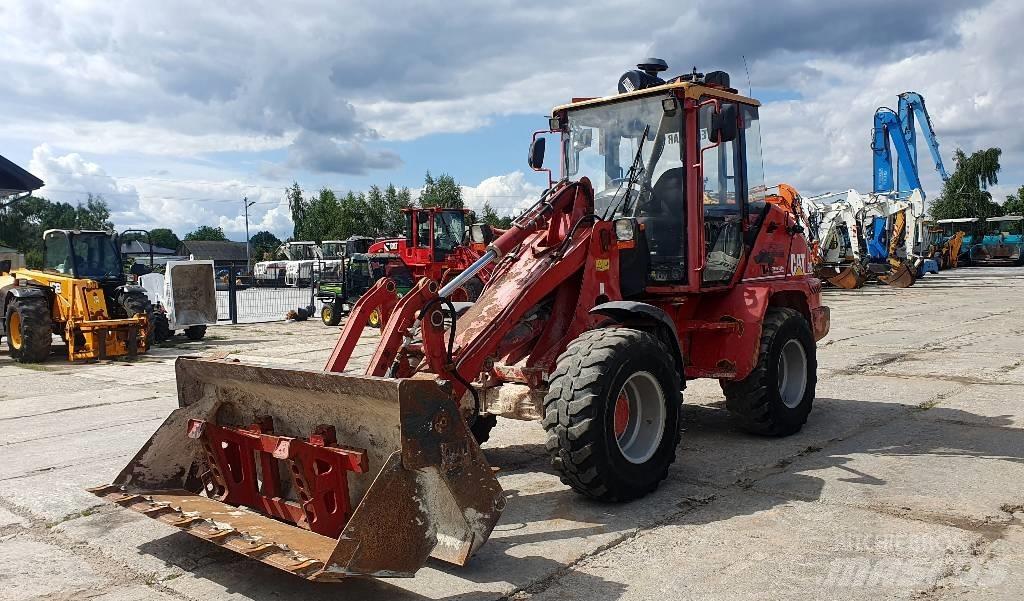 CAT 908 輪胎式裝載機