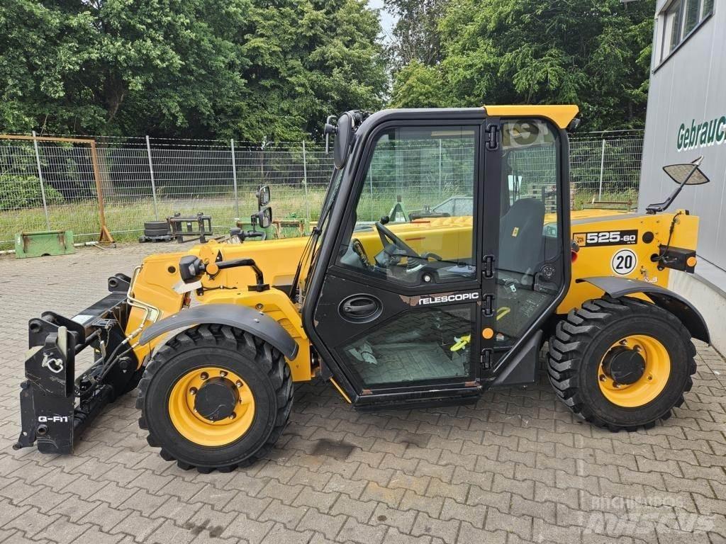 JCB 525-60 伸縮臂操作車
