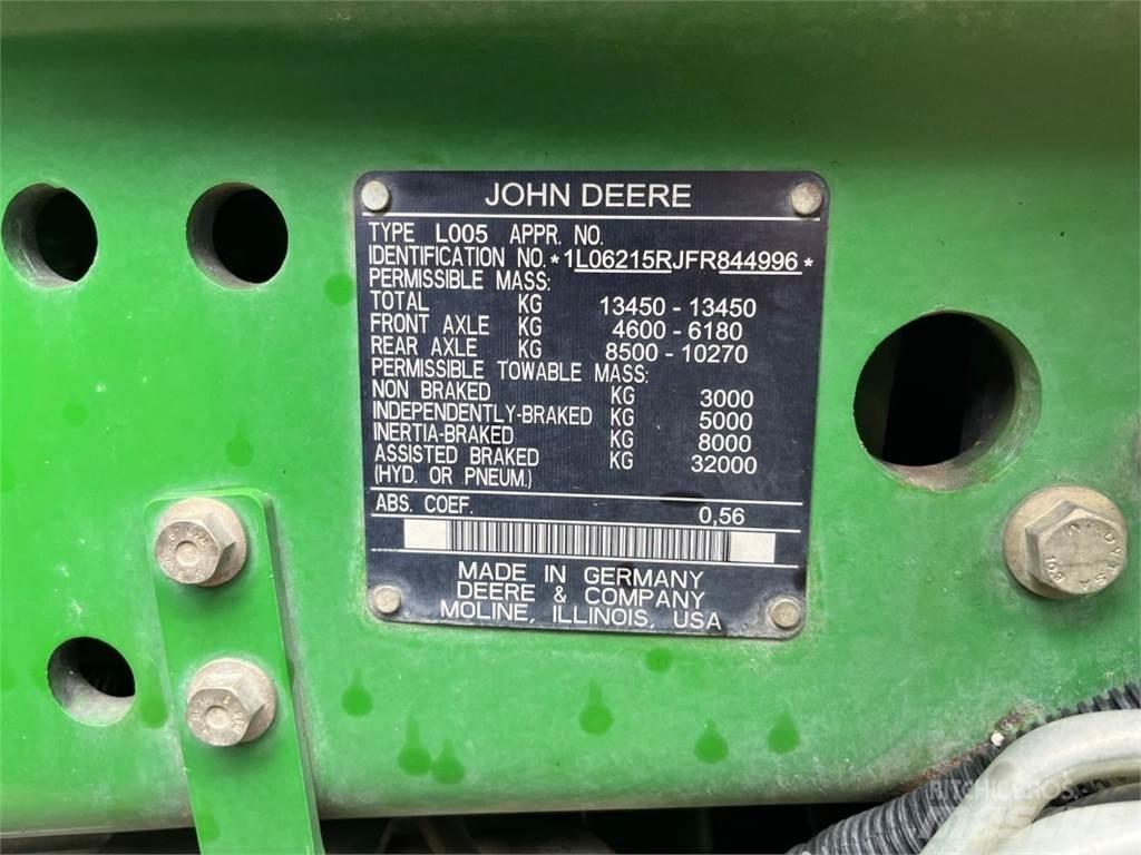 John Deere 6215R 曳引機