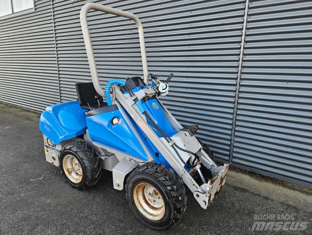 Multione s20d 小型裝載機