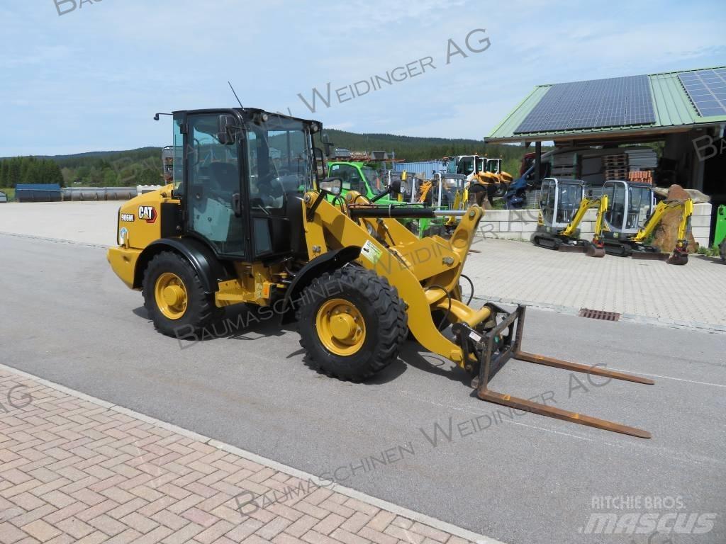 CAT 906M 輪胎式裝載機