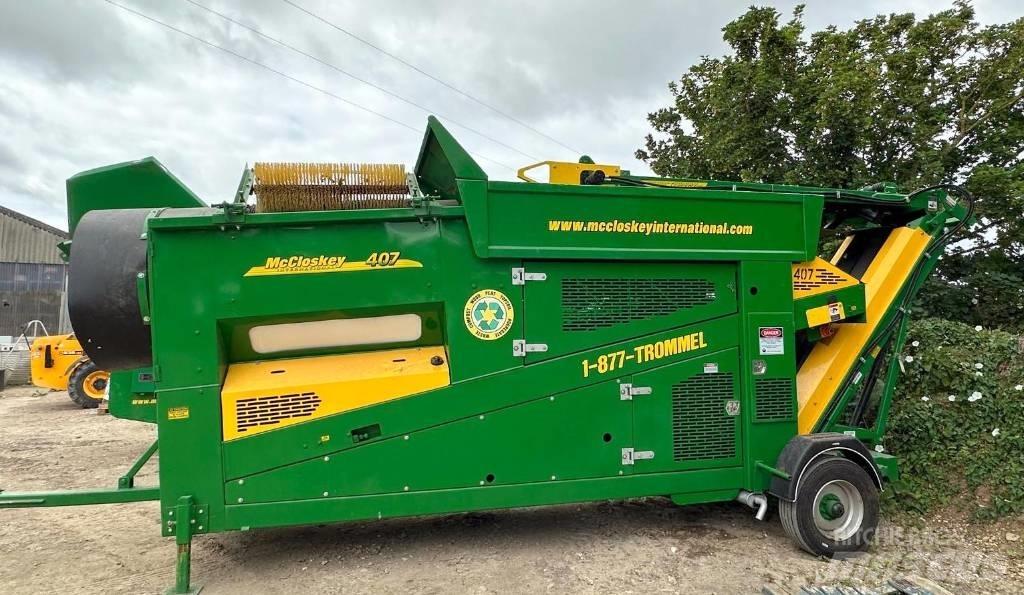 McCloskey 407R 移動式篩選機