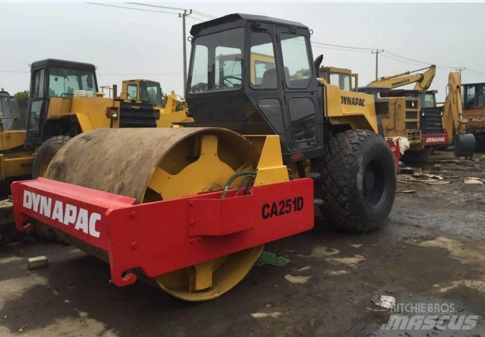 Dynapac CA 25 D 單輪滾壓機