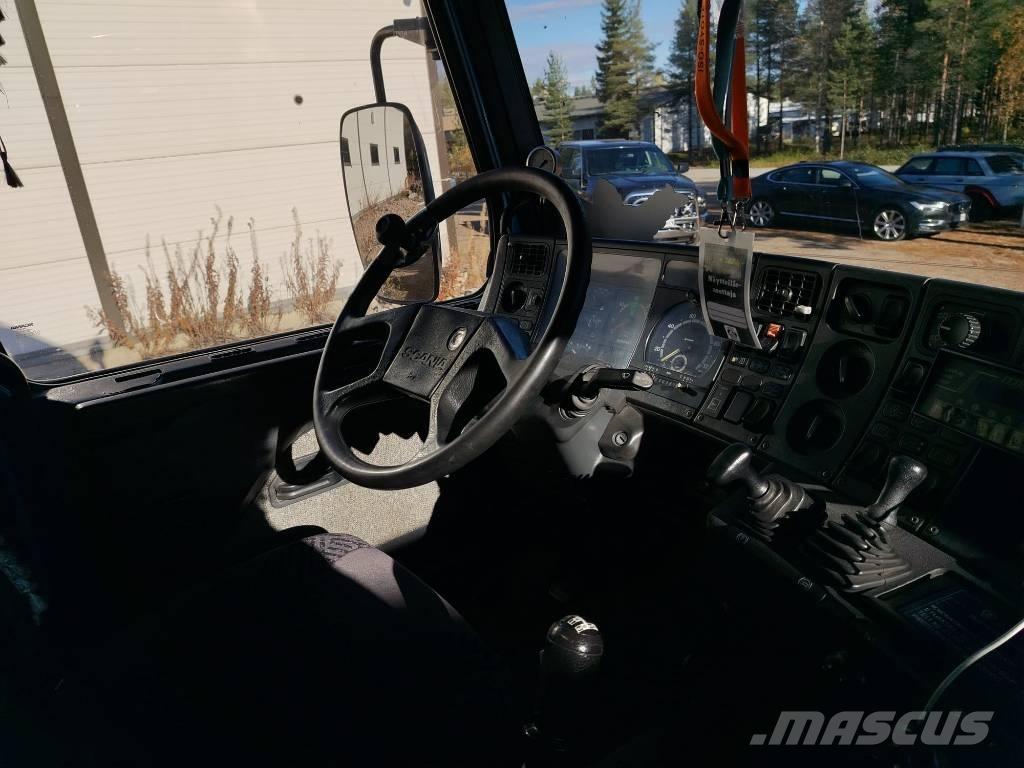 Scania R 143 450 木材貨車