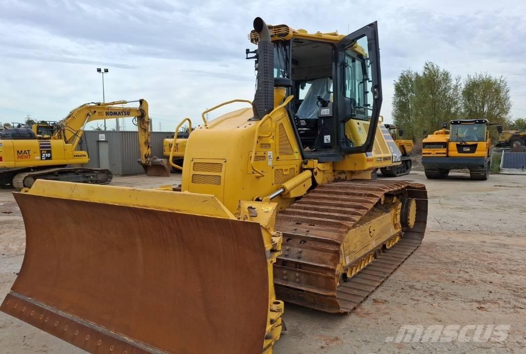 Komatsu D61PXI-24E0 履帶推土機