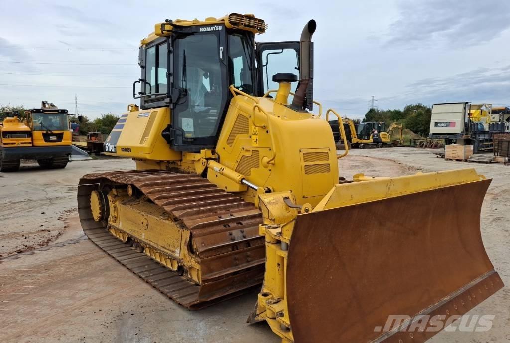 Komatsu D61PXI-24E0 履帶推土機