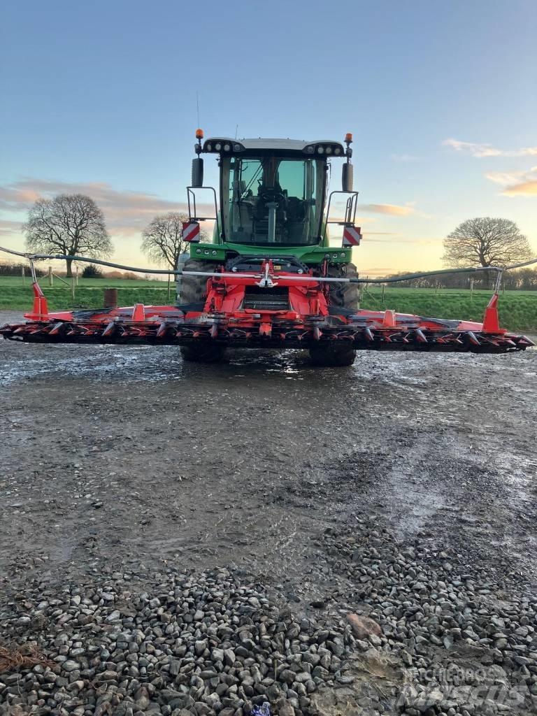 Fendt Katana 85 自走式飼料採集機