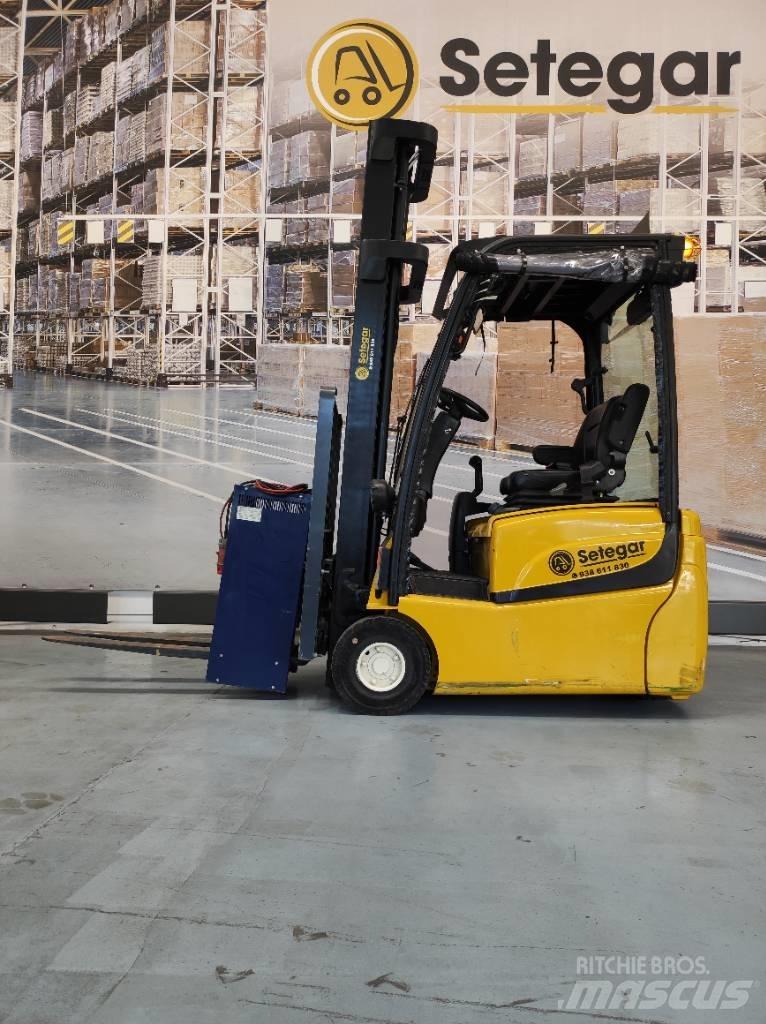 Yale ERP15VT SWB 電動堆高機
