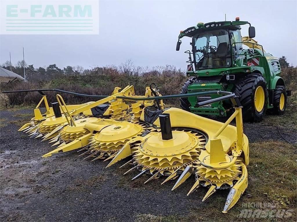 John Deere 8600i 自走式飼料採集機