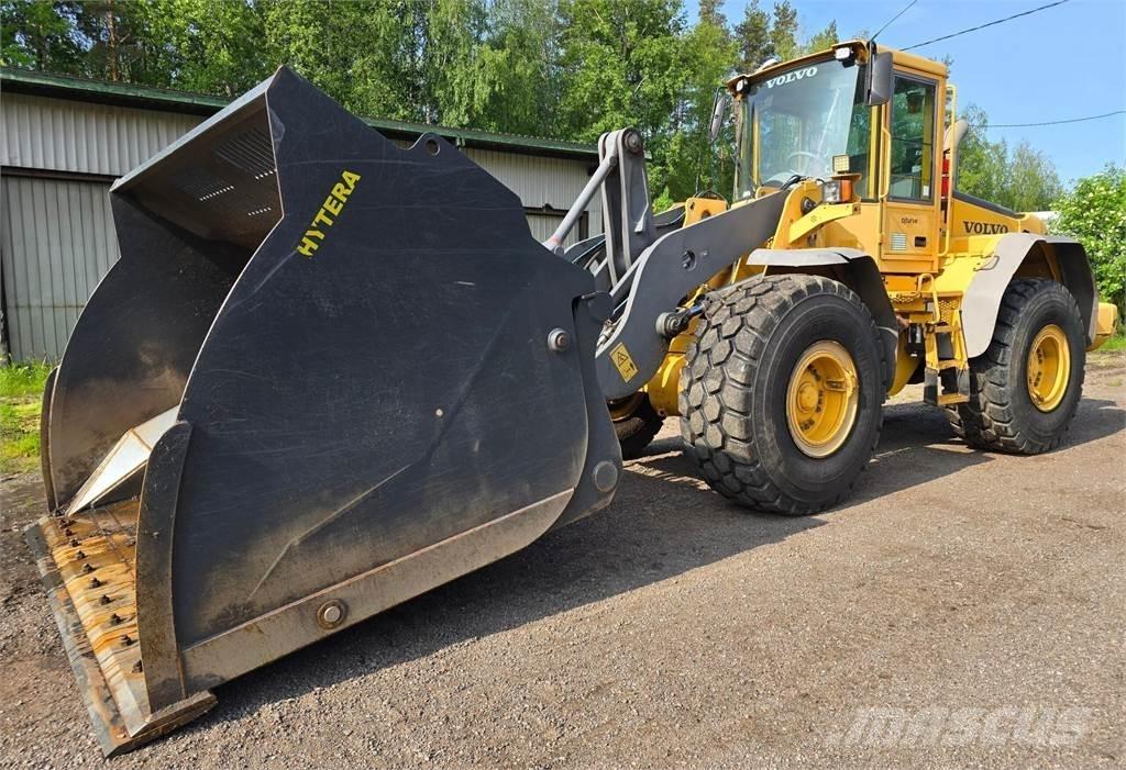 Volvo L110 E-4X4 輪胎式裝載機