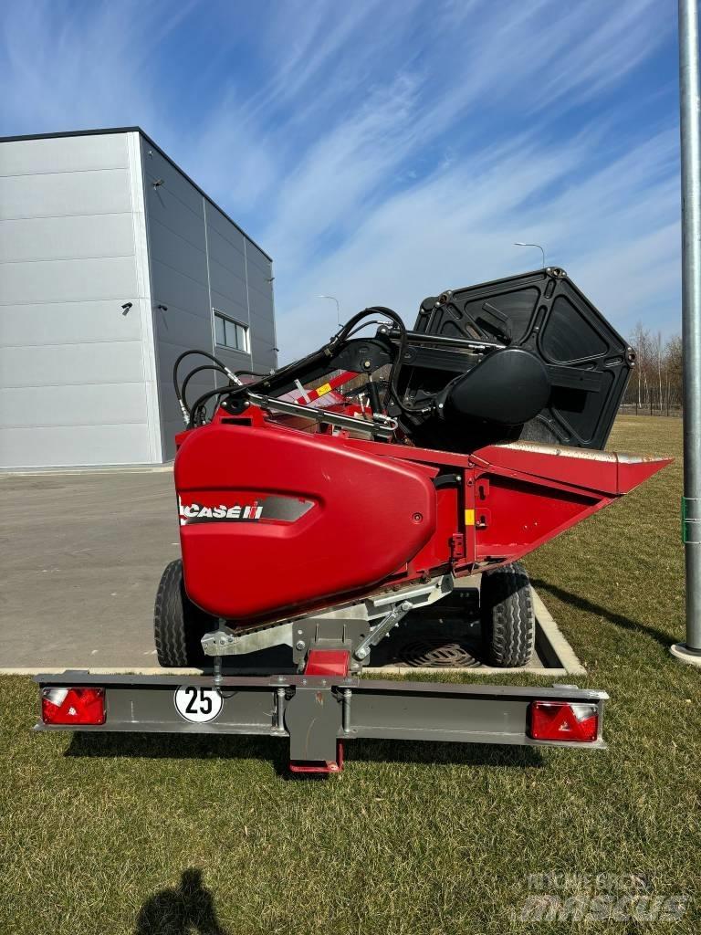 Case IH 8250 聯合收穫機
