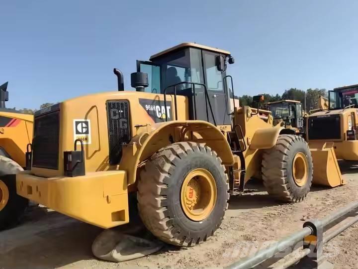 CAT 966 H 輪胎式裝載機