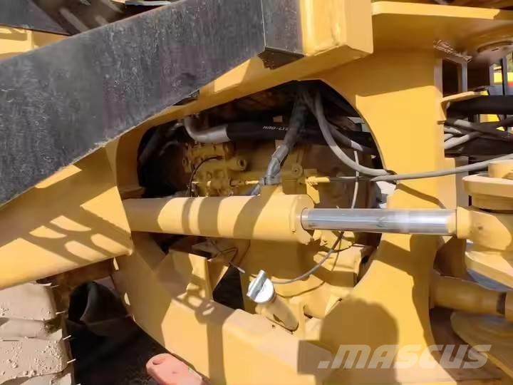 CAT 966 H 輪胎式裝載機