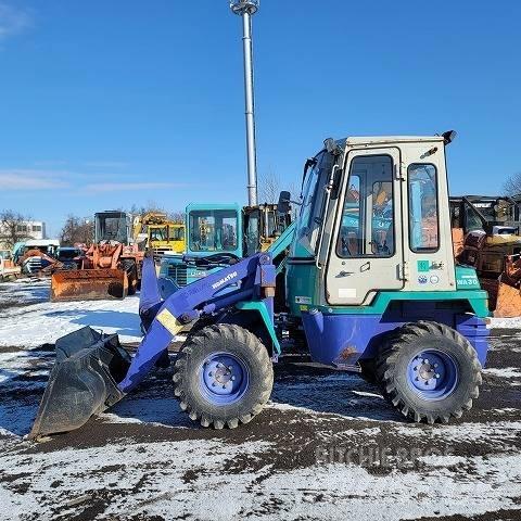 Komatsu WA30-5E0 輪胎式裝載機