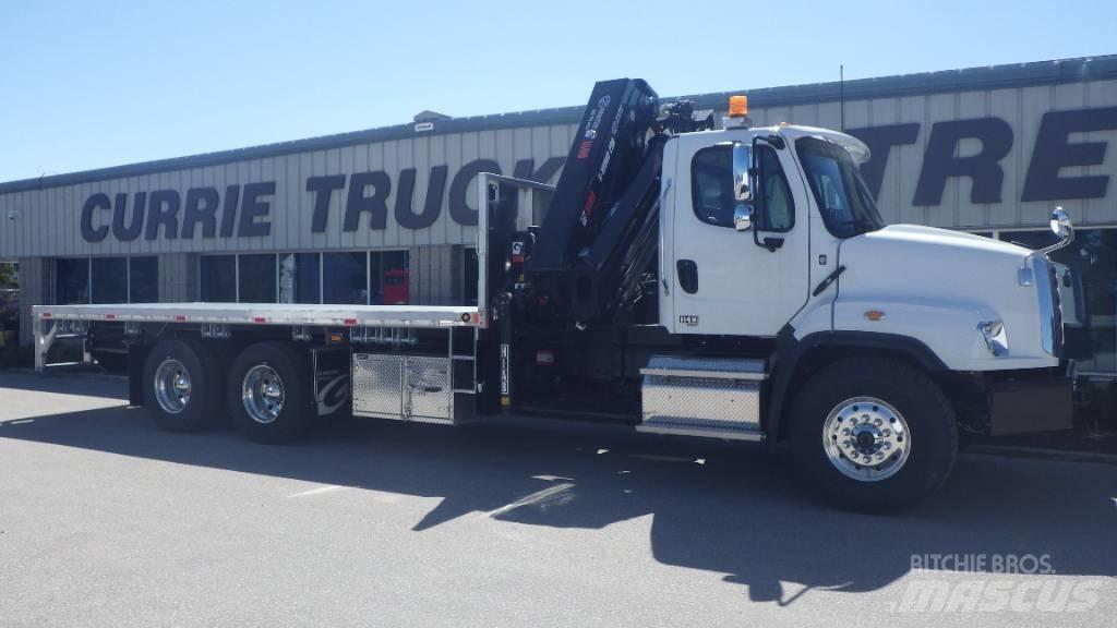 Freightliner 114 SD 起重機卡車