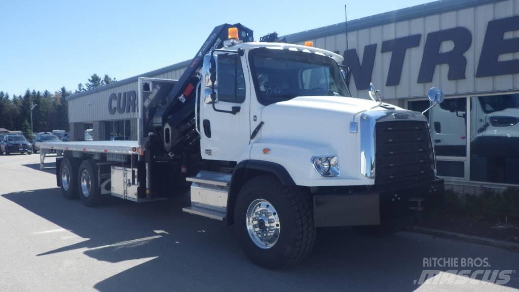 Freightliner 114 SD 起重機卡車