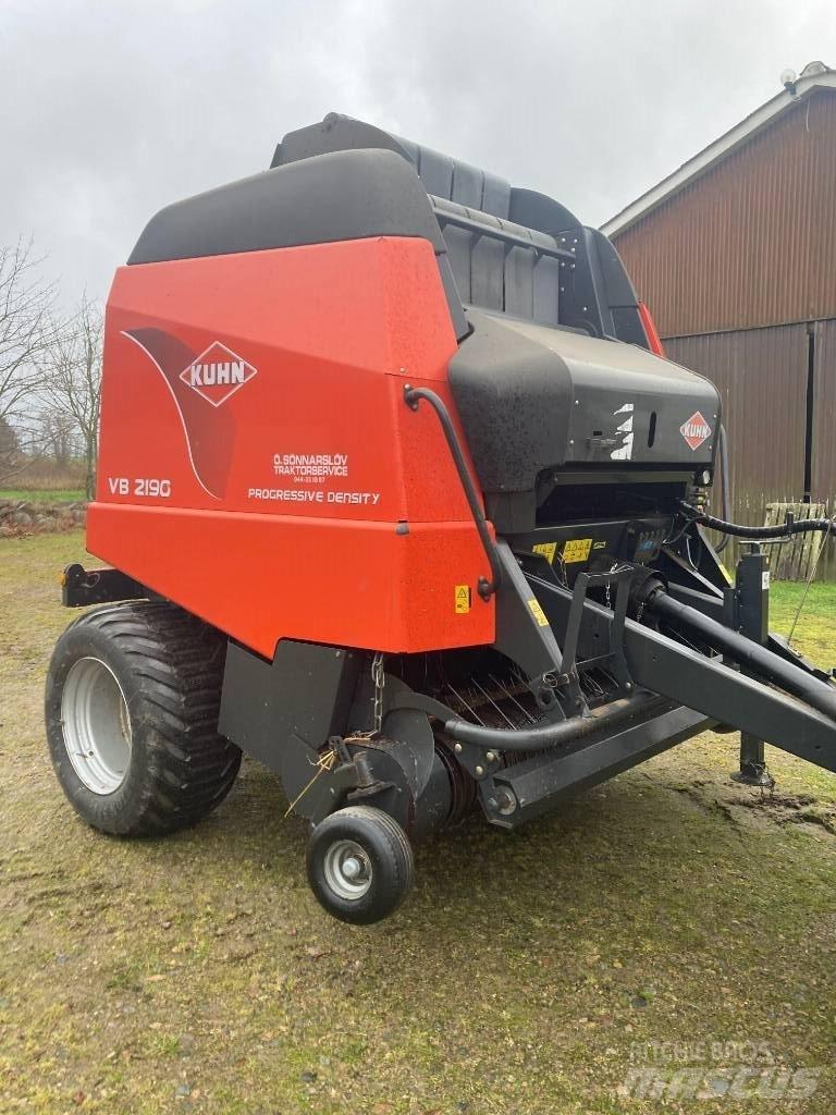 Kuhn VB 2190 圓型牧草打包機