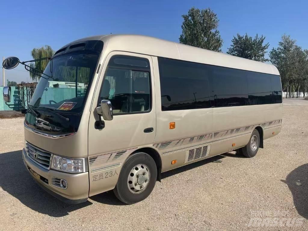 Toyota Coaster 公路客運汽車