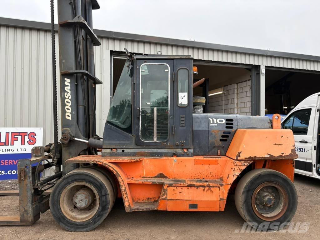 Doosan D 110 S-5 柴油卡車