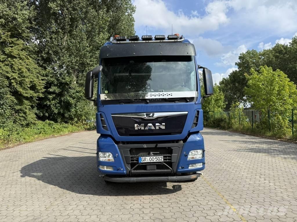 MAN TGX 33.500 林業運輸車