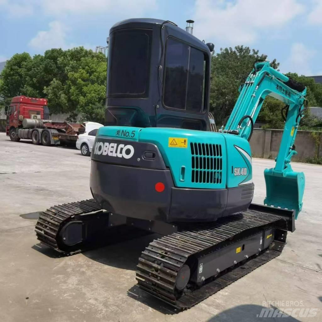 Kobelco SK 40 小型挖土機/掘鑿機<7t(小型挖掘機)
