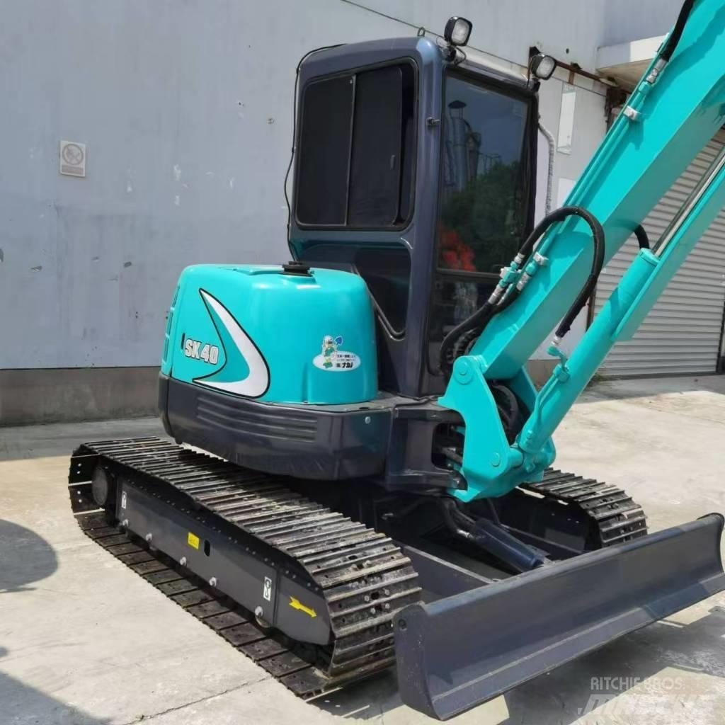Kobelco SK 40 小型挖土機/掘鑿機<7t(小型挖掘機)
