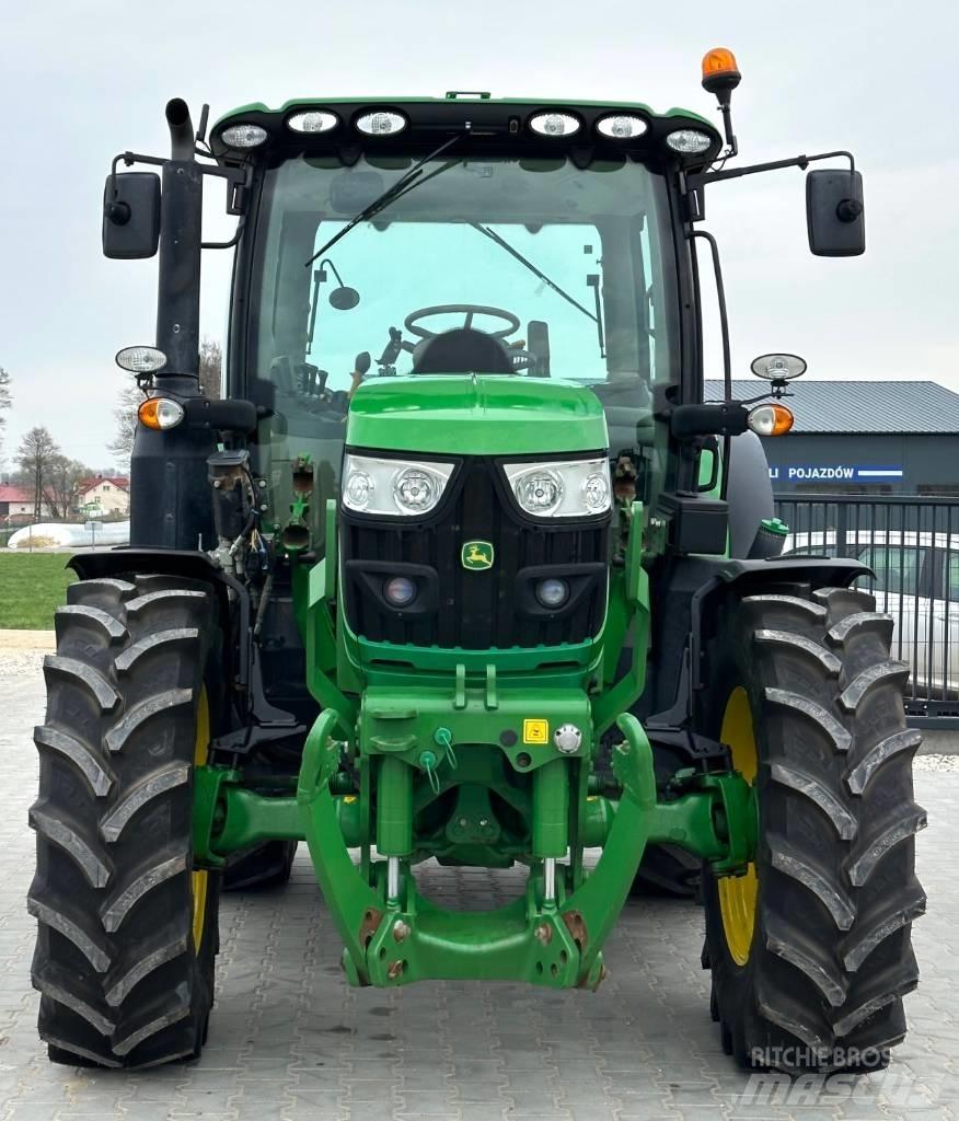 John Deere 6130 R 曳引機